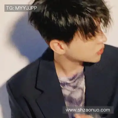 凤万宇
